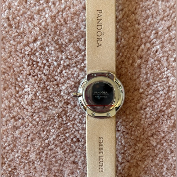 Pandora Leather Watch - Picture 4 of 5